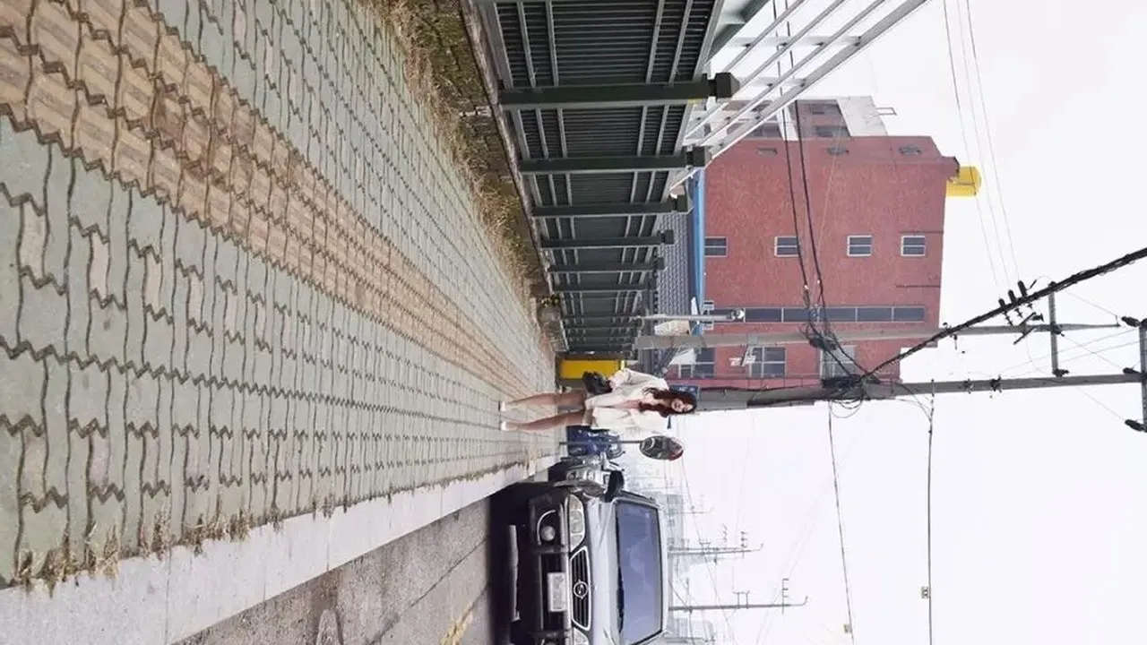 韩国真人全彩中文漫画@《吃完泡面再走嘛》第5话